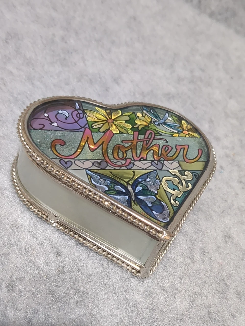 Amia Heart Shaped 